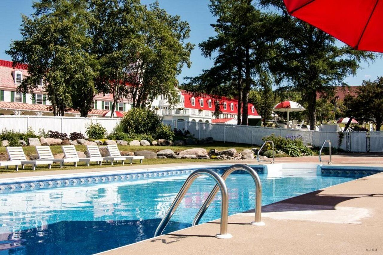 Hotel Tadoussac Exterior foto